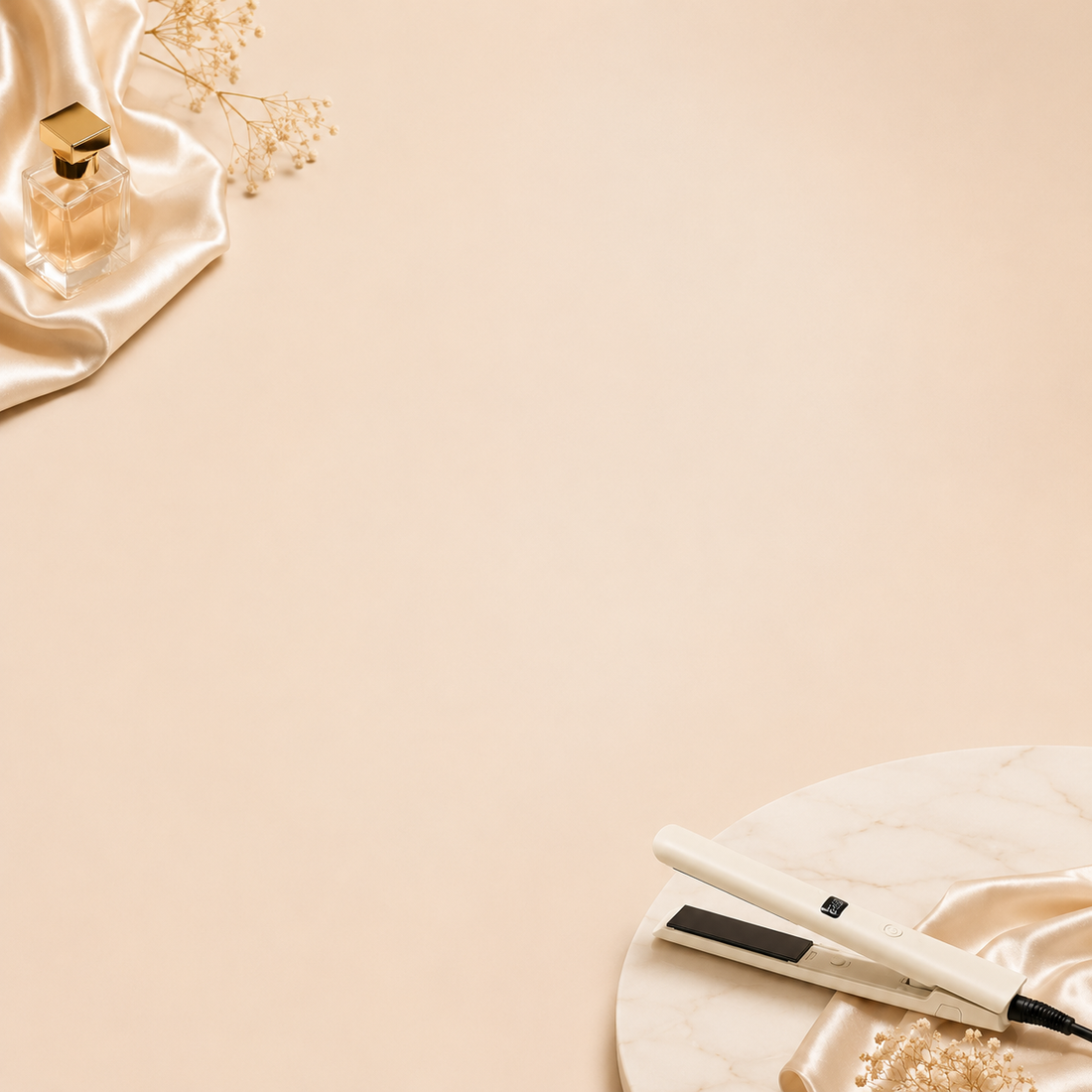 Lisseur ionique portable SILIZIO et parfum sur tissu satin